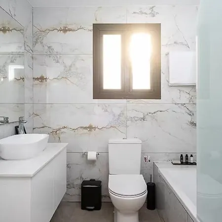 Beautiful Luxury Escape ! * Peyia